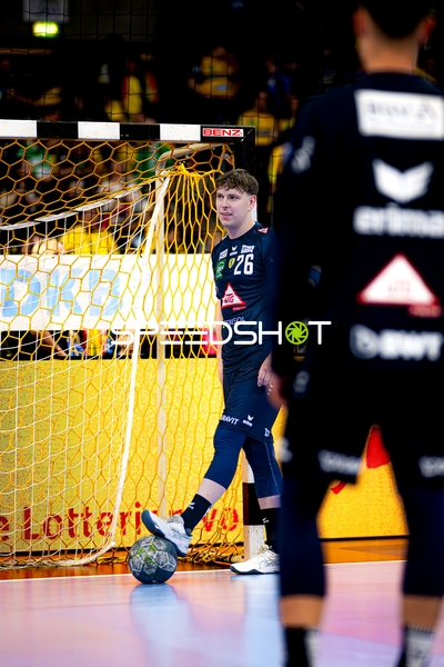 Spieler Niklas Michalski (26; Rhein Neckar Löwen) vor dem Tor