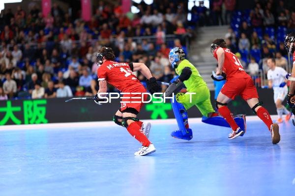 15; Schweiz sprintet vor Torwart