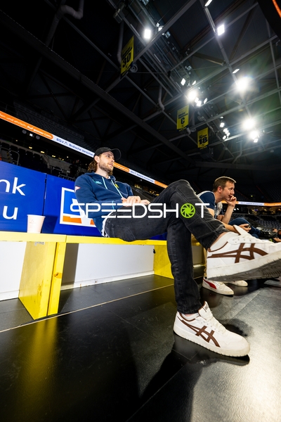 Aufwärmphase vor Spiel Rhein Neckar Löwen vs VfL Gummersbach