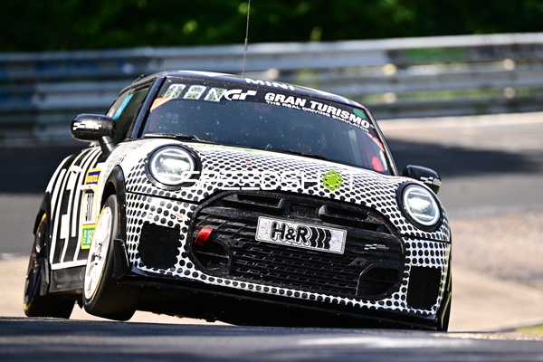 Rennfahrzeug auf der Nordschleife