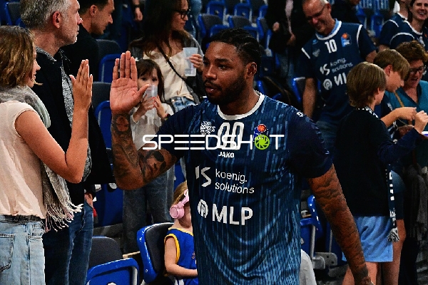 Marcus Weathers (0; MLP) auf dem Court