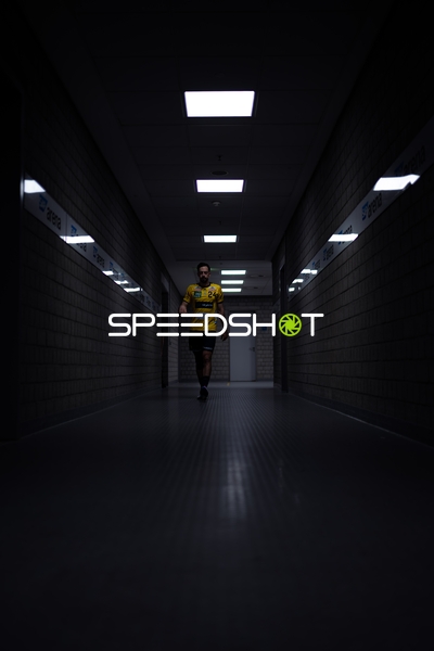 Patrick Groetzki (24; Rhein Neckar Löwen) betritt den Gang