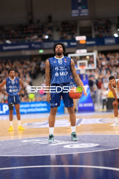 Marcus Weathers (00; MLP Academics Heidelberg) auf dem Spielfeld