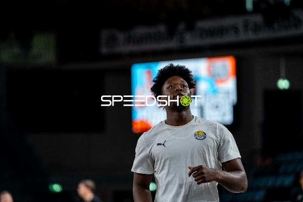 Szene mit Brian Fobbs (4; EWE Baskets Oldenburg)