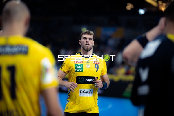 Steven Plucnar Jacobsen (9; Rhein Neckar Löwen) in Aktion