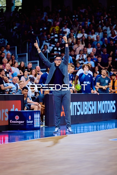 Coaching Signal Carlo Finetti (999, MLP Academics Heidelberg)