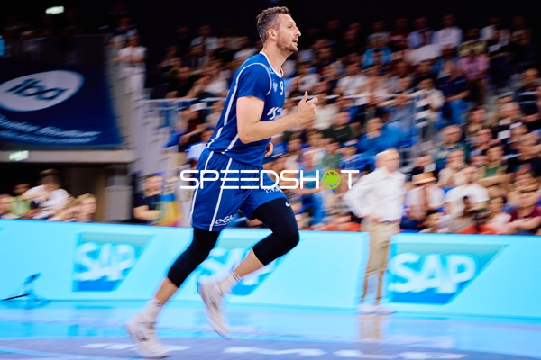 Laufaktion Paul Zipser (9;MLP Academics Heidelberg)