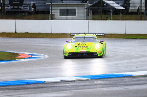 DTM Rennwagen auf dem Hockenheimring