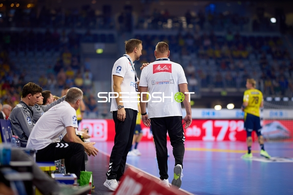 Trainer an der Seitenlinie