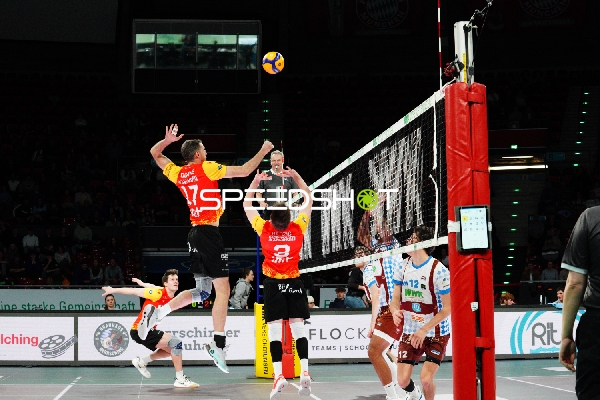 Nimo Benne (21; BADEN VOLLEYS SSC Karlsruhe) in Aktion