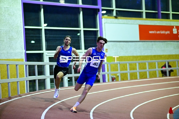 Sprintduell Hamisch Albrecht (320; TG Konz) und 353; LG Idar-Oberstein