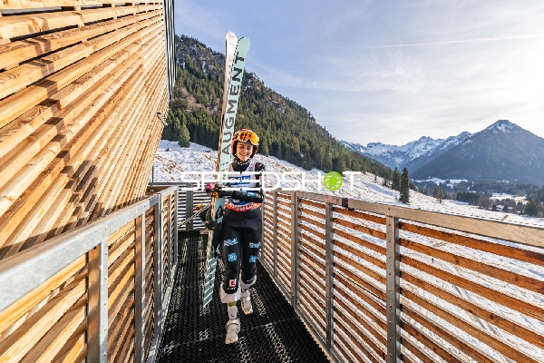 Two-Nights Tour Skispringen Damen