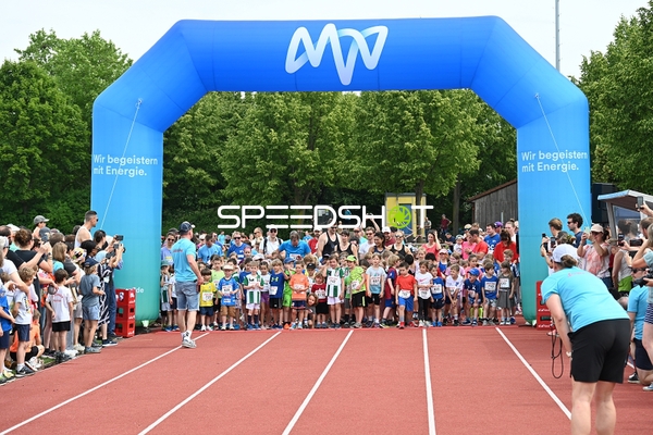 Startaufstellung TVE Sommerlauf Edingen 2025