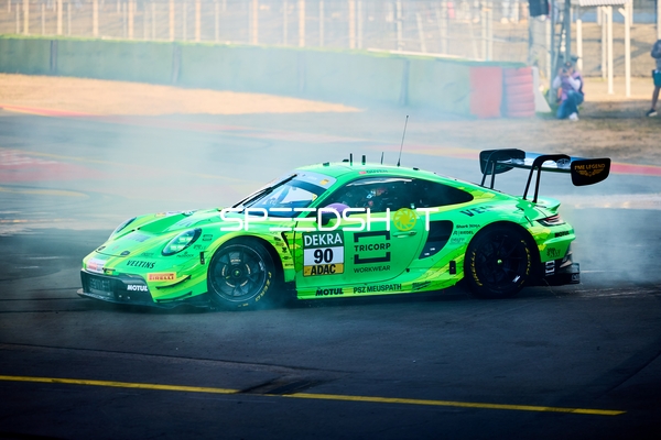 Action beim DTM Saisonfinale