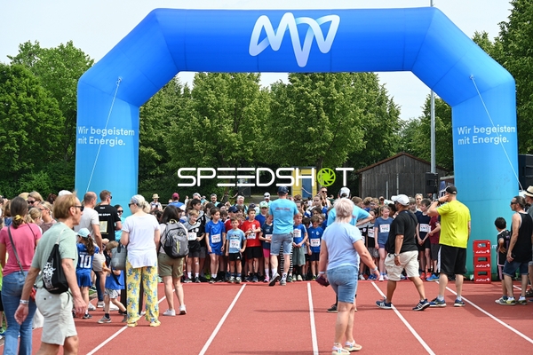 Startvorbereitung TVE Sommerlauf Edingen 2025