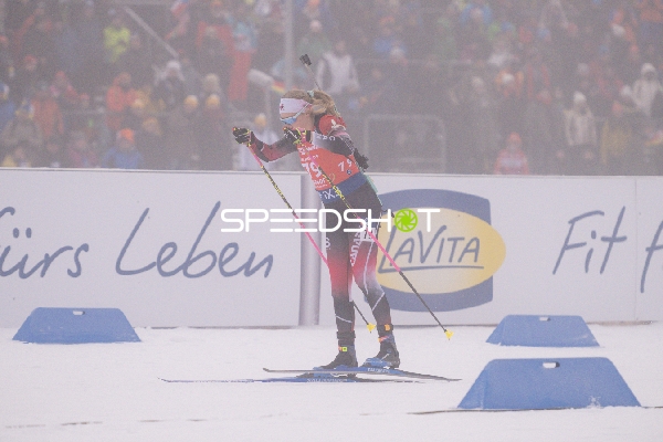 Sprint der Frauen mit Pascale PARADIS (79; Biathlon Frauen)