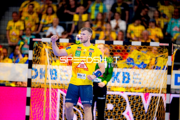 Torjubel Steven Plucnar Jacobsen (9;Rhein Neckar Löwen)