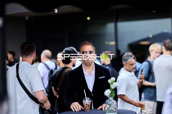 Ringside-Zone Face-Off Pressekonferenz