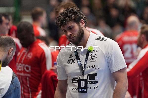 Trainer von MT Melsungen in Aktion