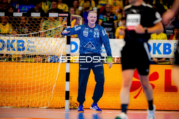 Torwart verteidigt das Tor