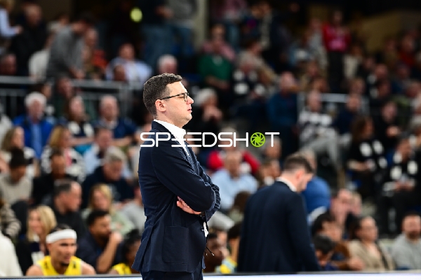 Szene mit Serena Benavente (998; MLP Academics Heidelberg) und Alex Vogel (997; MLP Academics Heidelberg)