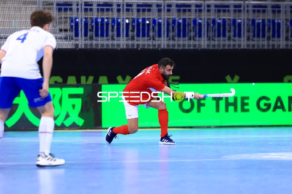 Ballspiel von Müslüm ELAGÖZ (10; Türkei) gegen Stepan KLABAN (4; Tschechien)