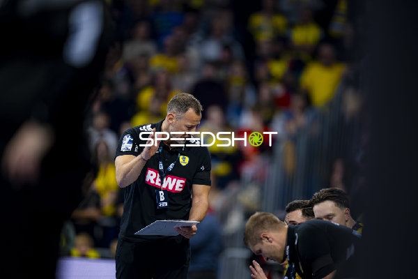 Anweisungen von Maik Machulla (999; Rhein Neckar Löwen)