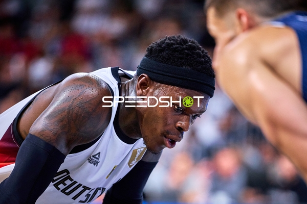 Direktes Duell auf Court