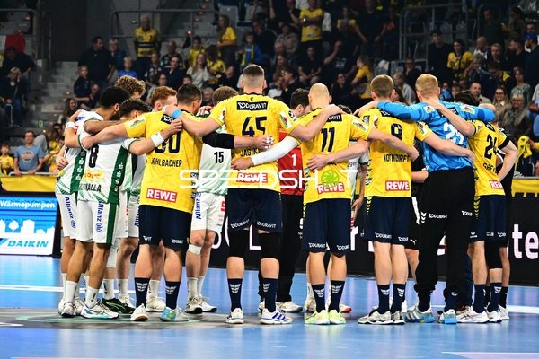 Teams im Kreis vereint