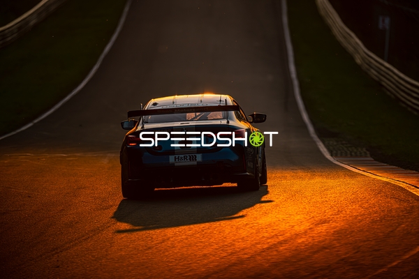 Fahrzeug #189 auf der Rennstrecke