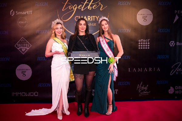 Award-Verleihung beim Charity Gala Dinner