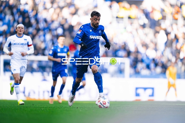 Ballkontrolle und Verfolgung