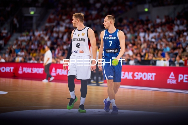 Duell Andreas Obst (42; Deutschland) vs Klemen Prepelič (7; Slowenien)