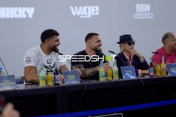 Ringside-Zone Face-Off Pressekonferenz