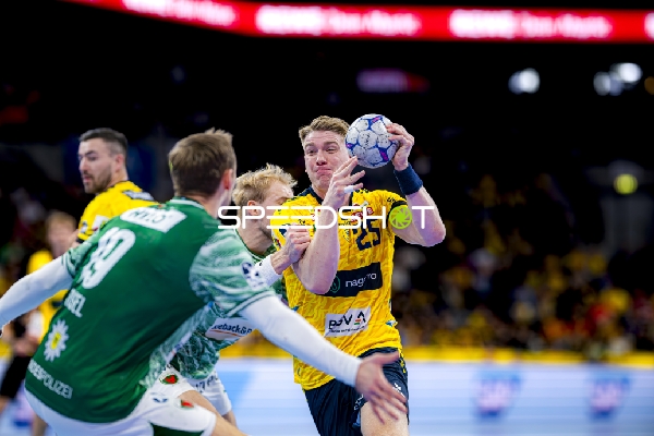 Wurf von Haukur Thrastarson (25; Rhein Neckar Löwen)