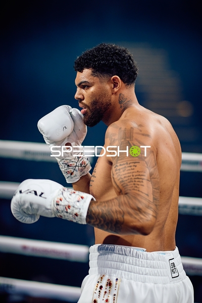 Emanuel Odiase (903; VIP) in Ringside Zone