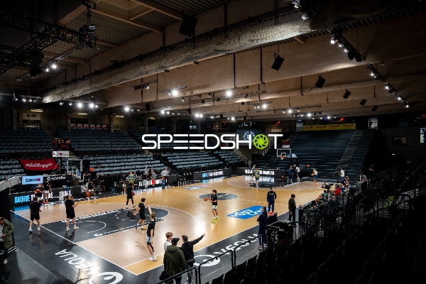 Blick in die Halle vor dem Spiel