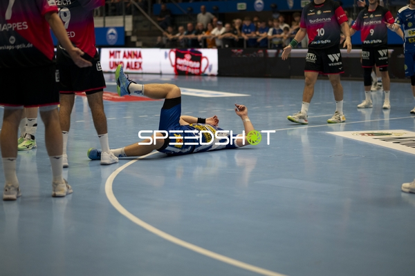 Felix Aellen (22, ThSV Eisenach) am Boden bei ThSV Eisenach gegen HSG Wetzlar