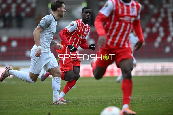 Zweikampf um den Ball