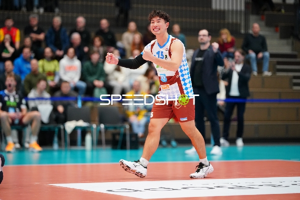 Spielszene mit Keisuke Matsuo (15; WWK Volleys Herrsching)