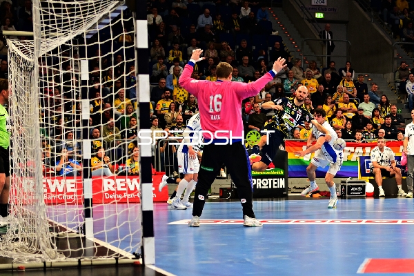 Lukas Sandell (11; Rhein Neckar Löwen) in Aktion