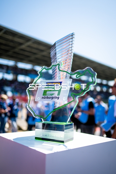 Trophäe 24h Rennen Nürburgring