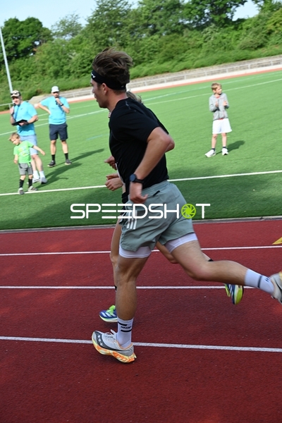 Läufer beim TVE Sommerlauf Edingen