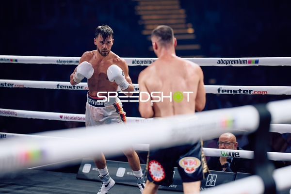 Boxer im Ring beim Ringside Zone Boxevent