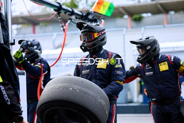 Boxenstopp beim Rennen