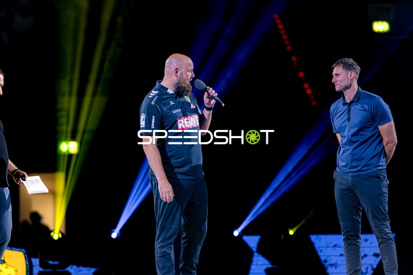 Co-Trainer Michael Jacobsen (co-trainer; Rhein Neckar Löwen) spricht