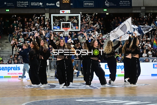 Basketball-Szene mit Kevin Gerwin (490; MLP Academics Heidelberg)