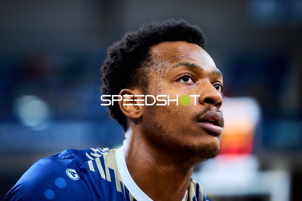 DJ Horne (0; MLP Academics Heidelberg) vor dem Spiel