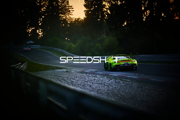 Rennfahrzeug auf der Nordschleife