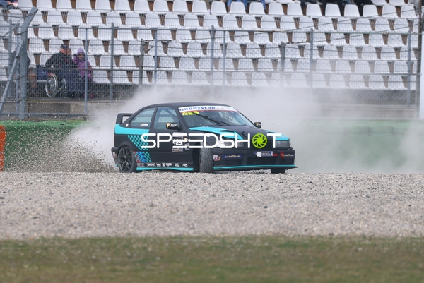 Bernd Jamin rutscht im BMW 318i Cup